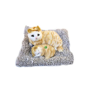 GATO EN ALMOHADA C/BEBE Y SONIDO 70260